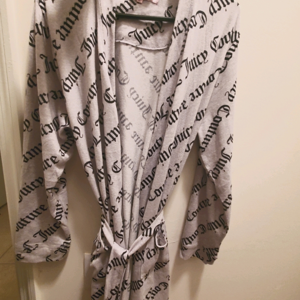 Juicy couture lightweight robe
